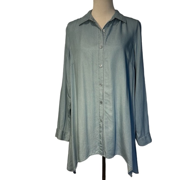 Zac & Rachel blue chambray tunic size medium blouse - Picture 1 of 14